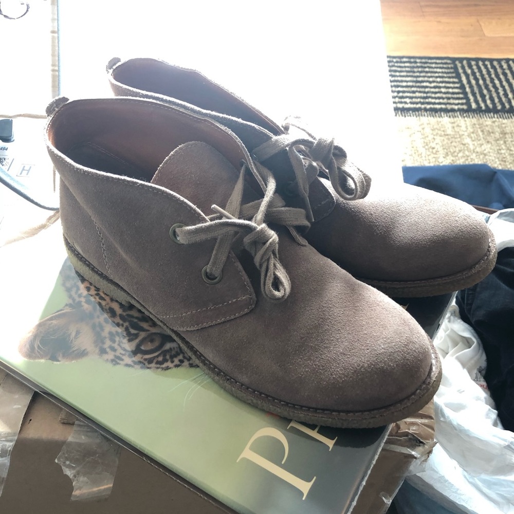 Lucky Brand low shoe